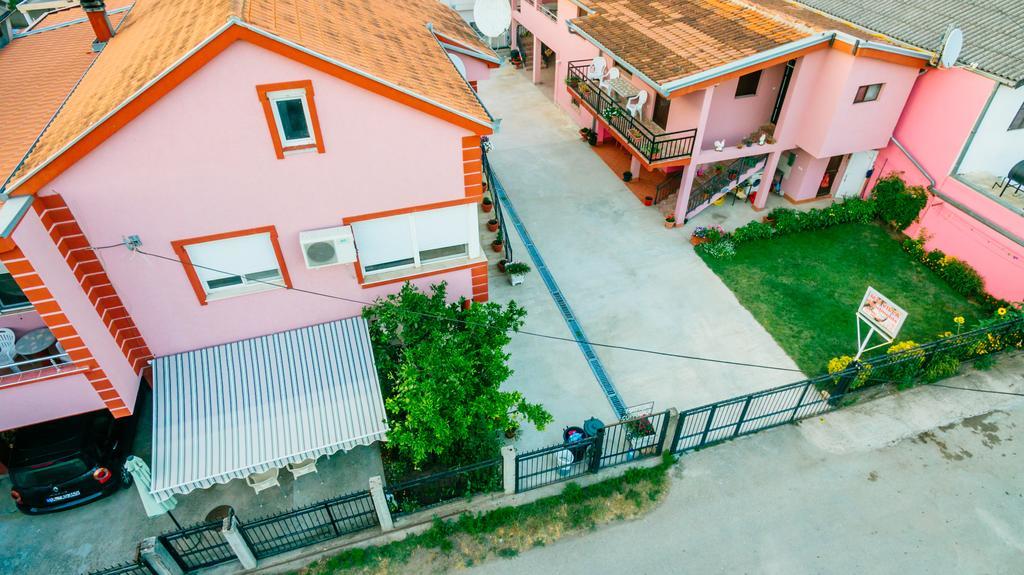 Mc Apartments Ulcinj Exterior photo