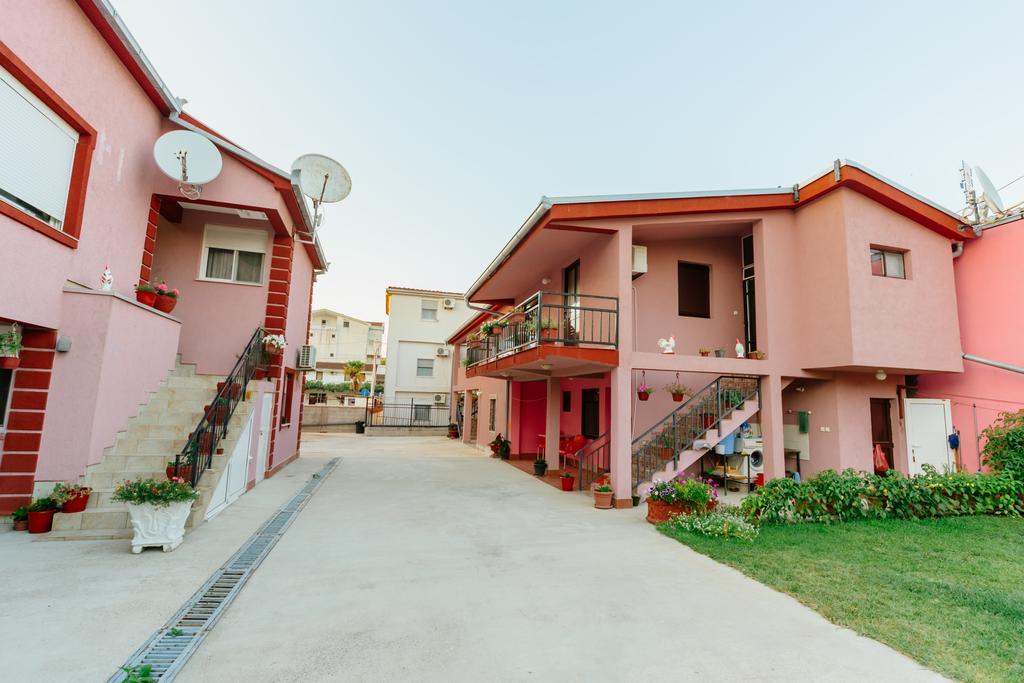 Mc Apartments Ulcinj Exterior photo