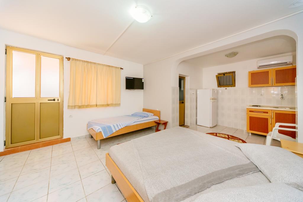 Mc Apartments Ulcinj Exterior photo